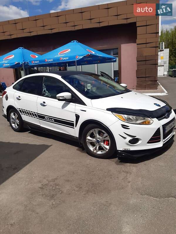 Седан Ford Focus 2013 в Києві фото 3 Седан Ford Focus 2013 в Києві