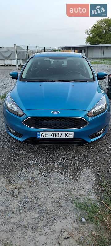 Хэтчбек Ford Focus 2016 в Днепре