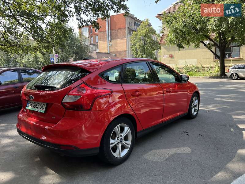 Хэтчбек Ford Focus 2014 в Харькове