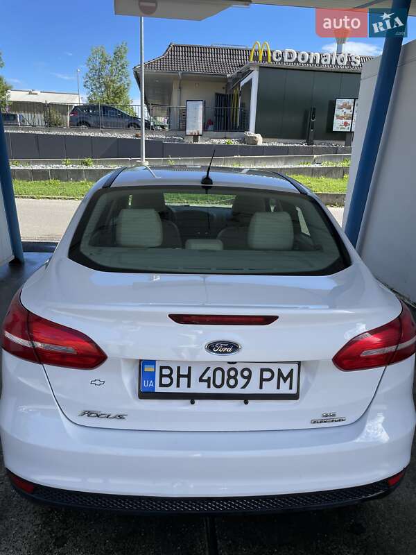 Седан Ford Focus 2016 в Одессе