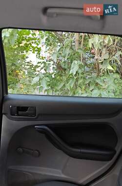 Универсал Ford Focus 2010 в 