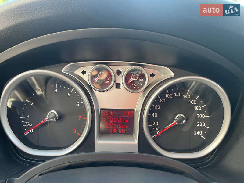 Хэтчбек Ford Focus 2008 в Борщеве