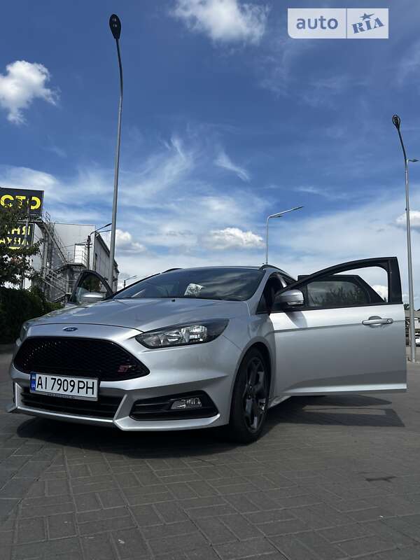 Универсал Ford Focus 2018 в Киеве фото 15 Универсал Ford Focus 2018 в Киеве