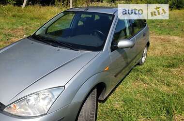 Хэтчбек Ford Focus 2002 в 