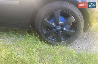 Хетчбек Ford Focus 2006 в 