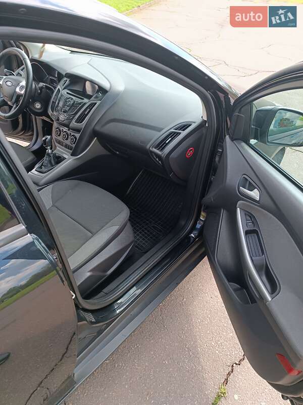 Универсал Ford Focus 2012 в Кривом Роге фото 16 Универсал Ford Focus 2012 в Кривом Роге