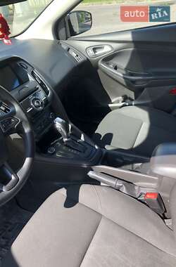 Седан Ford Focus 2016 в 