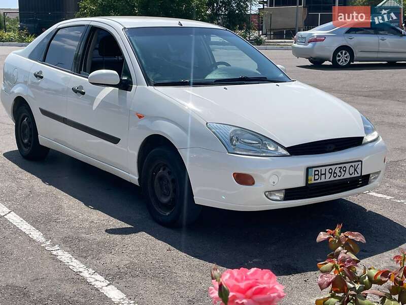 Седан Ford Focus 2001 в Южном фото 9 Седан Ford Focus 2001 в Южном