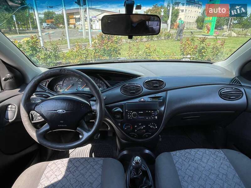 Седан Ford Focus 2001 в Южном фото 37 Седан Ford Focus 2001 в Южном