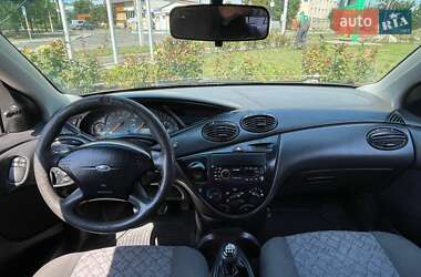 Седан Ford Focus 2001 в 