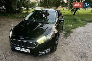 Хэтчбек Ford Focus 2017 в 
