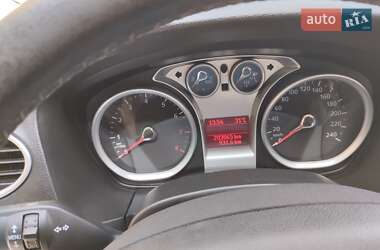 Хэтчбек Ford Focus 2008 в 