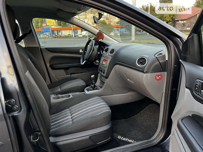 Хетчбек Ford Focus 2008 в Одесі