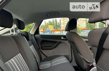 Хэтчбек Ford Focus 2008 в 