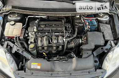 Хэтчбек Ford Focus 2008 в 