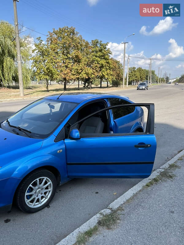 Хетчбек Ford Focus 2006 в Дніпрі фото 9 Хетчбек Ford Focus 2006 в Дніпрі