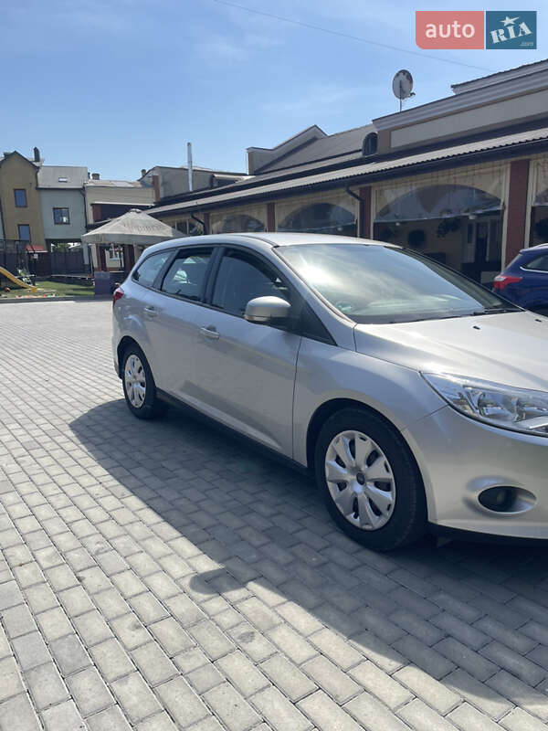 Ford Focus 2011