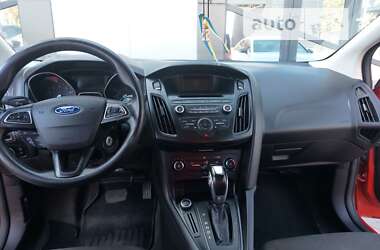 Седан Ford Focus 2015 в 
