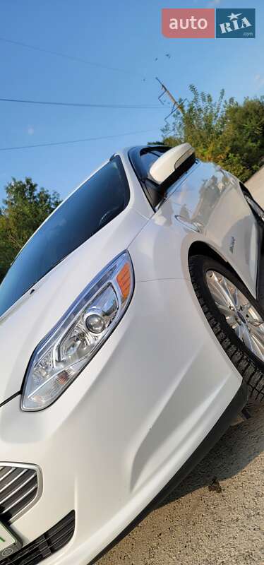 Хэтчбек Ford Focus 2015 в Каменец-Подольском