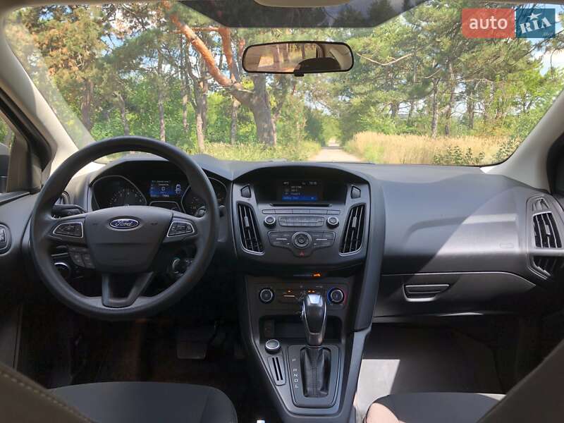 Седан Ford Focus 2015 в Днепре фото 28 Седан Ford Focus 2015 в Днепре