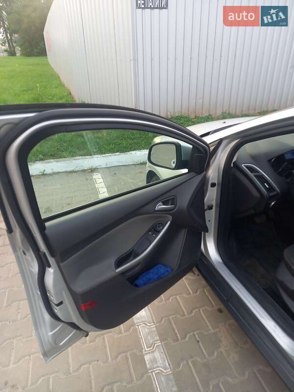 Универсал Ford Focus 2011 в Луцке