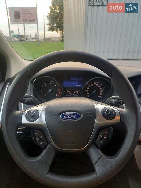 Универсал Ford Focus 2011 в Луцке