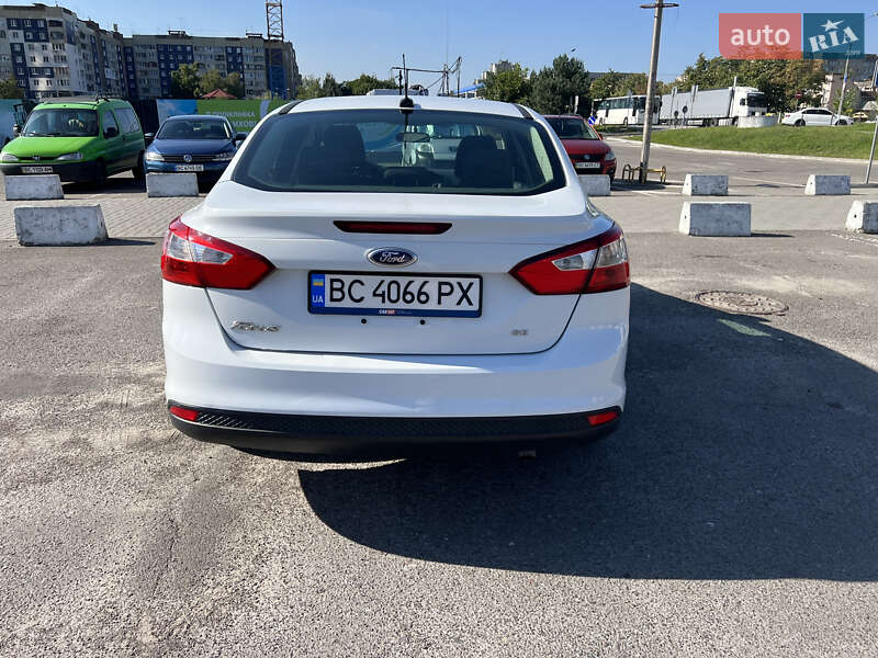 Седан Ford Focus 2013 в Львове
