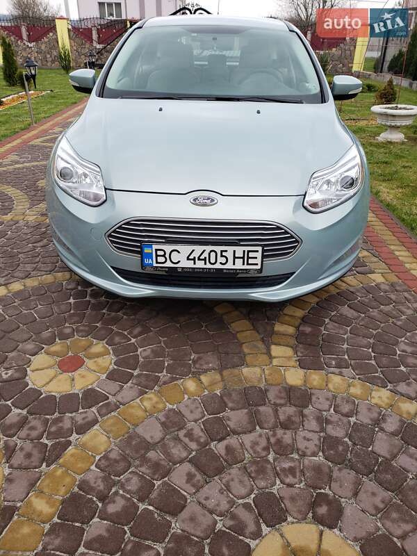 Хэтчбек Ford Focus 2014 в Львове