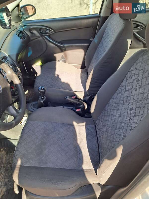 Универсал Ford Focus 2000 в Умани