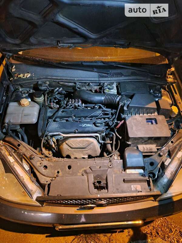 Хэтчбек Ford Focus 2002 в Киеве