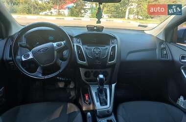 Хэтчбек Ford Focus 2014 в 