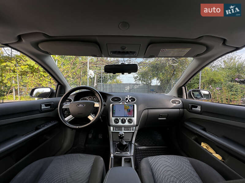 Кабриолет Ford Focus 2007 в Каменец-Подольском