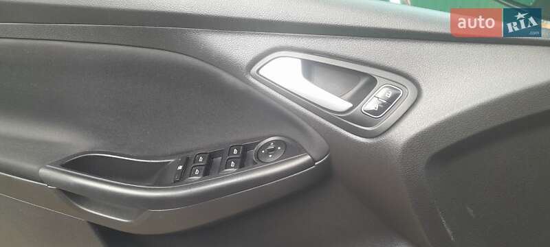 Седан Ford Focus 2015 в Житомирі
