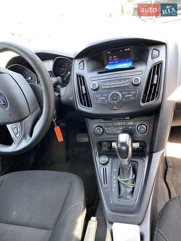 Седан Ford Focus 2015 в Ровно