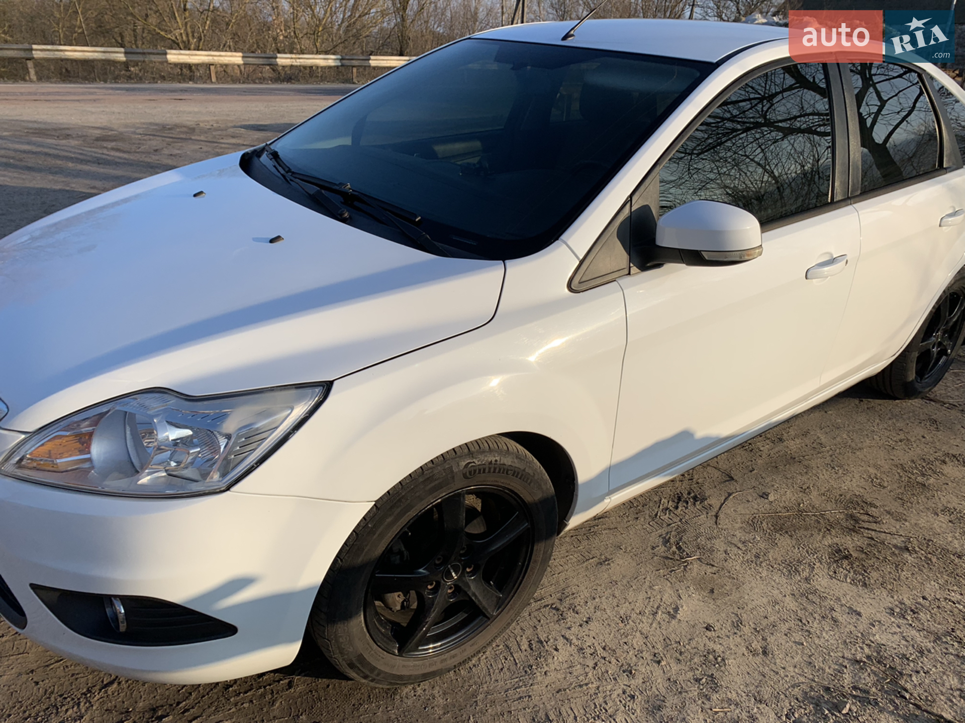 2010 Ford Focus - мініатюра 8