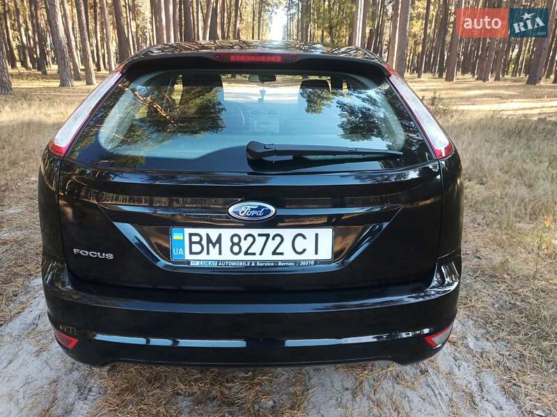 Хэтчбек Ford Focus 2009 в Лебедине