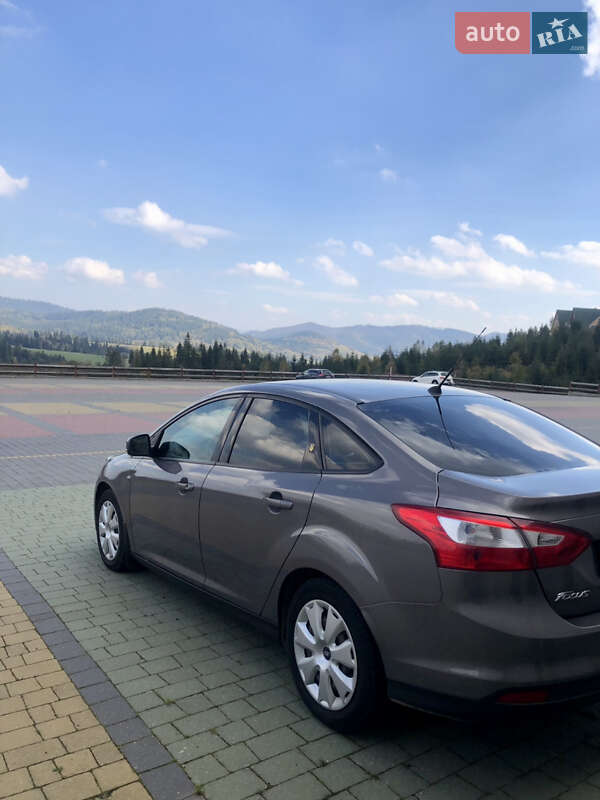 Ford Focus 2013