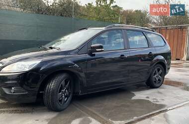 Универсал Ford Focus 2010 в Ромнах