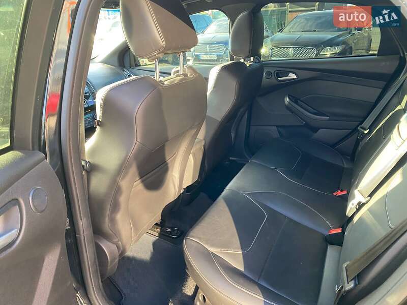 Хэтчбек Ford Focus 2015 в Львове