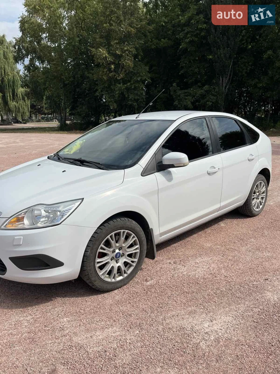 2010 Ford Focus - мініатюра 7