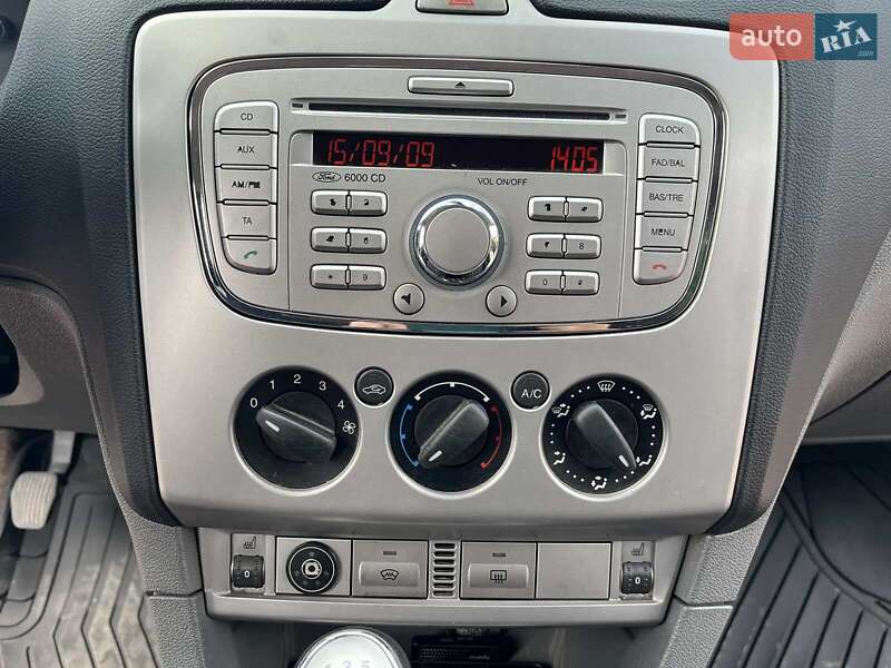 Хэтчбек Ford Focus 2009 в Овруче