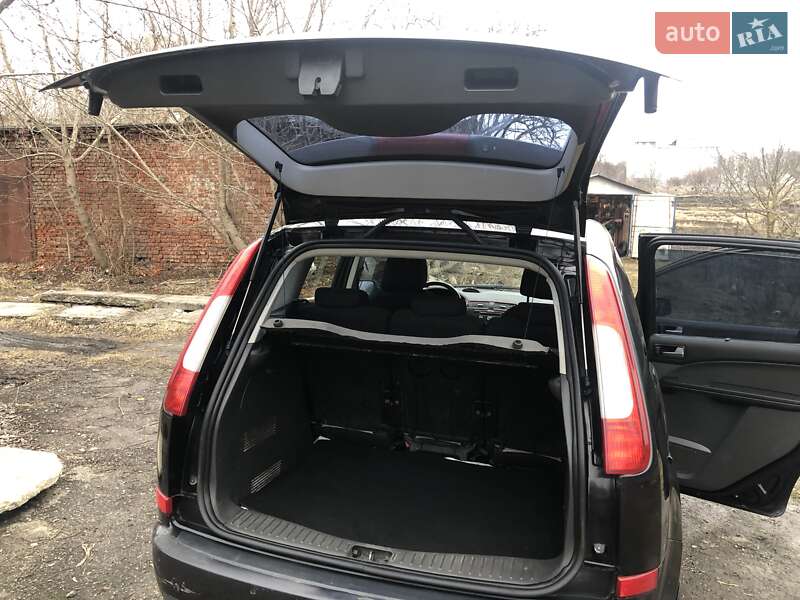 Хэтчбек Ford Focus 2005 в Тернополе