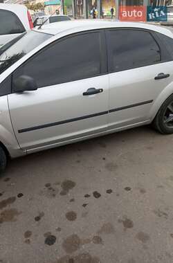 Хэтчбек Ford Focus 2006 в Рени