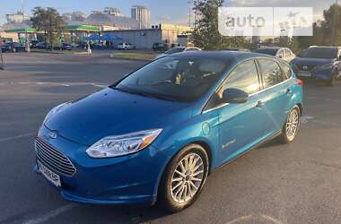 Хэтчбек Ford Focus 2014 в Киеве