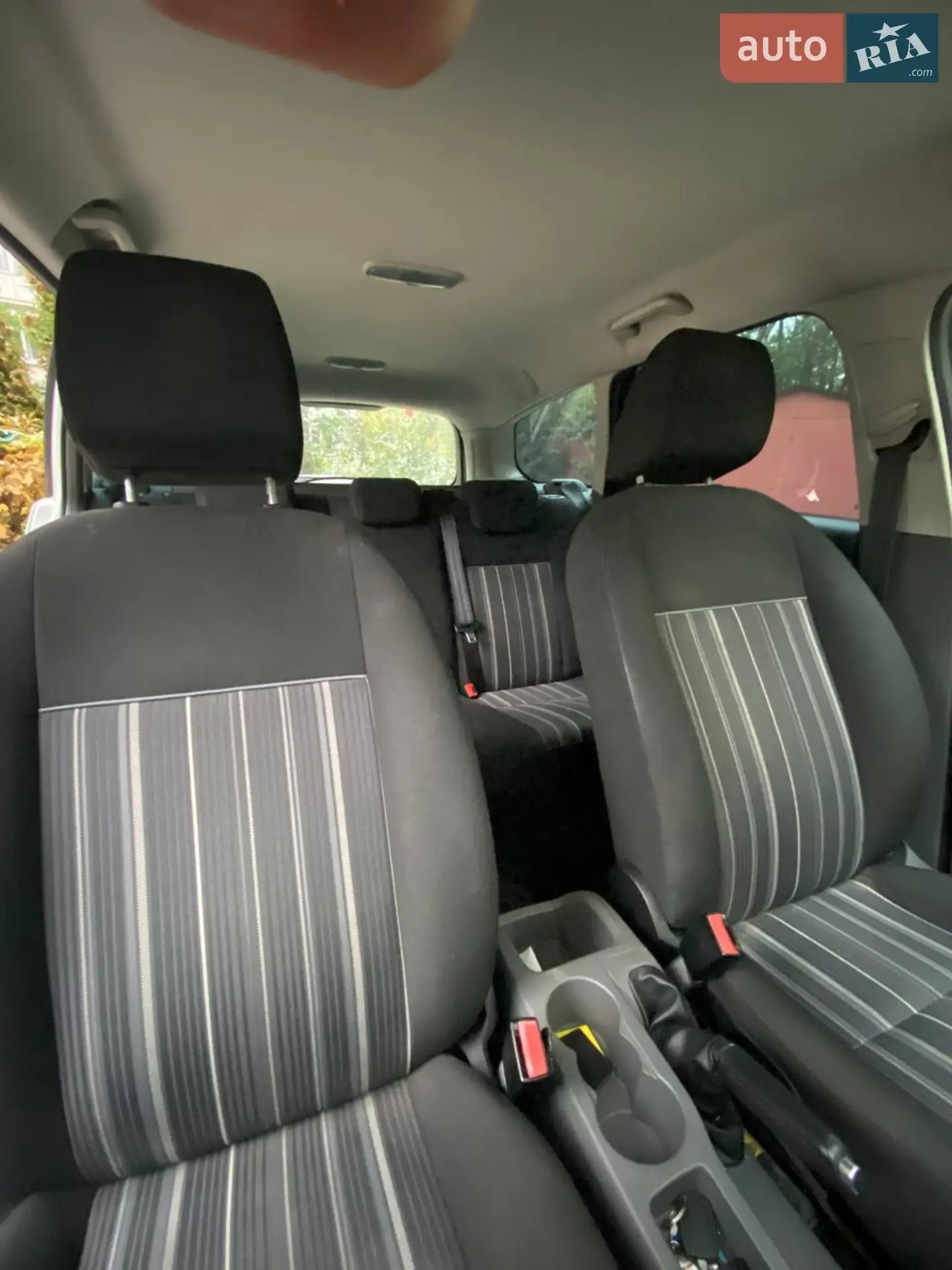 2010 Ford Focus - мініатюра 13