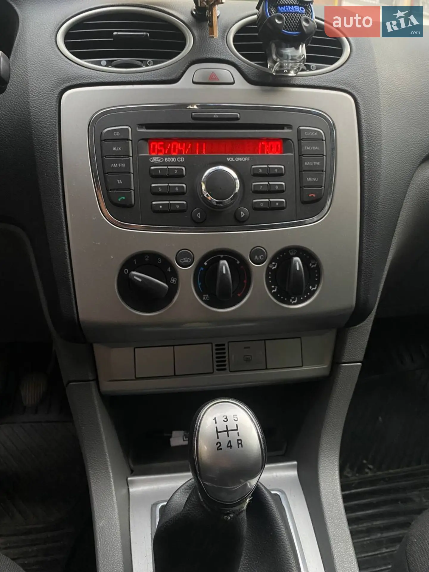 2010 Ford Focus - мініатюра 20
