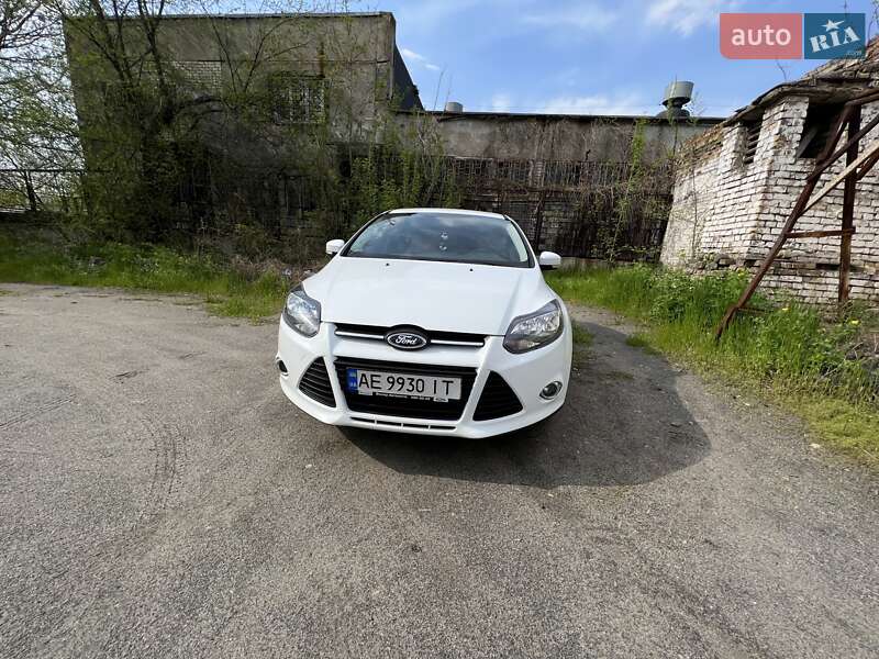 Хэтчбек Ford Focus 2012 в Днепре фото 2 Хэтчбек Ford Focus 2012 в Днепре