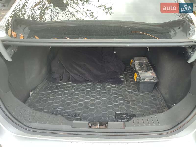 Седан Ford Focus 2012 в Кривом Роге