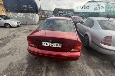 Седан Ford Focus 2000 в Киеве