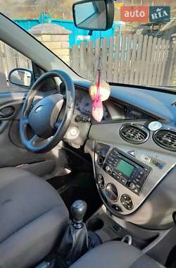 Универсал Ford Focus 2004 в Черновцах